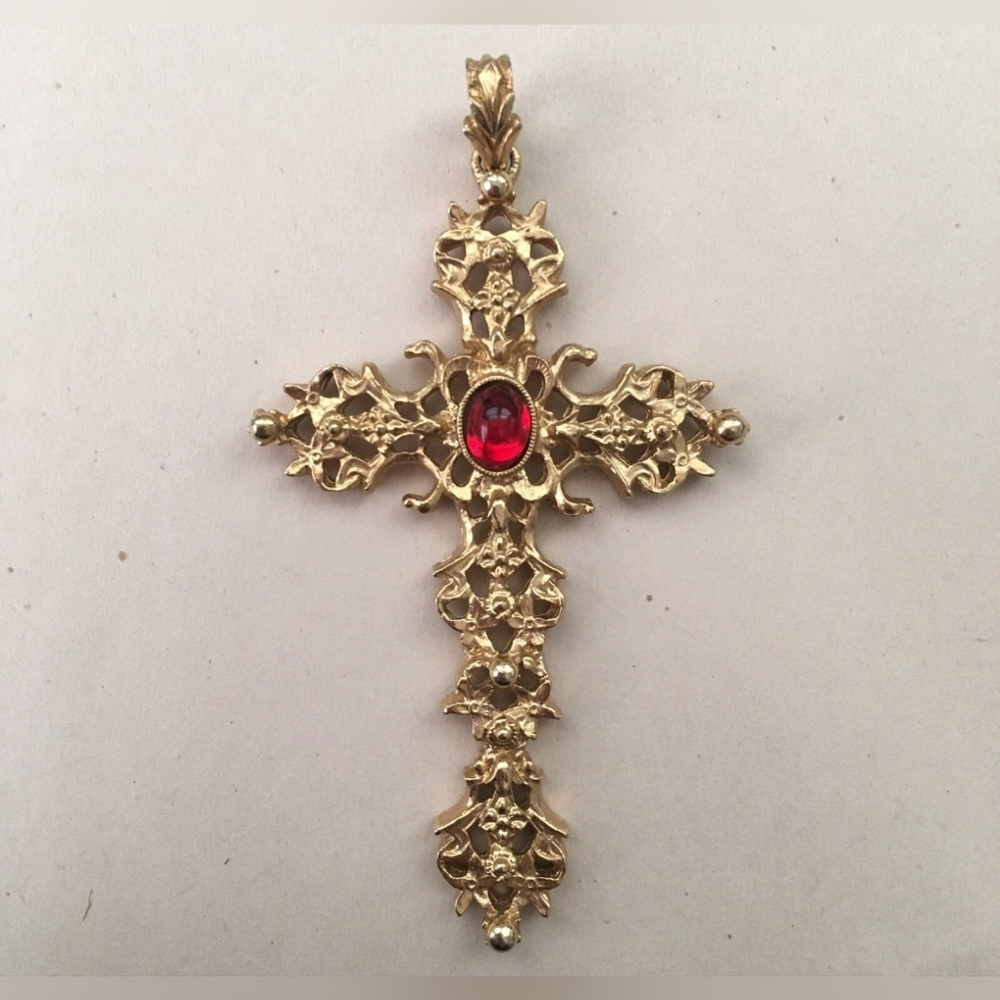Vintage Gold Tone Avon Ruby Red Jelly Cabochon Cross Pendant Jewelry Gothic